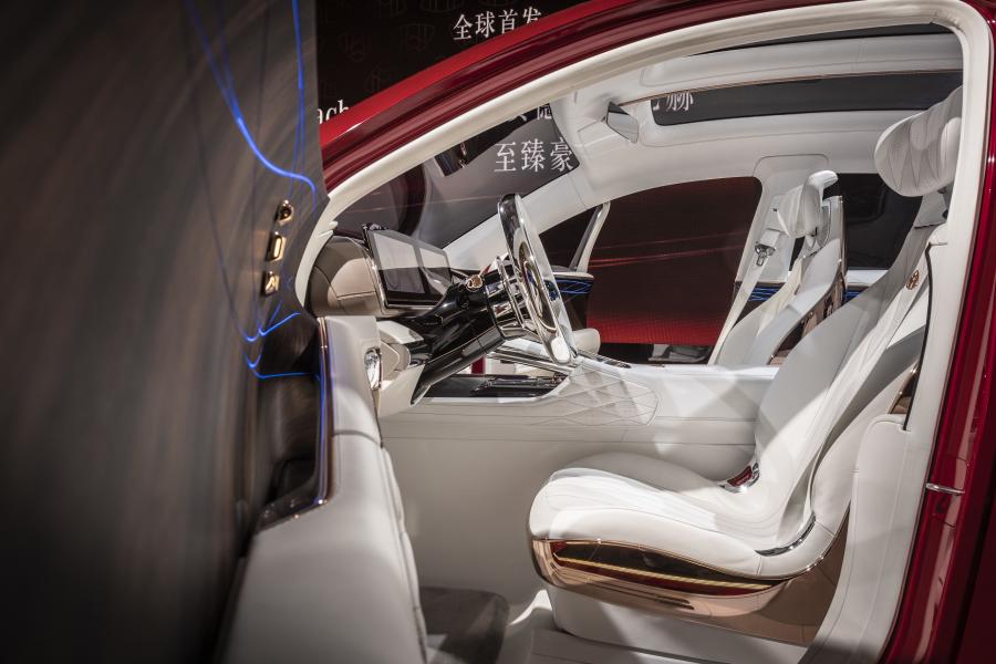 Интерьер Vision Mercedes-Maybach Ultimate Luxury 2018 года  (фото 23 из 42)